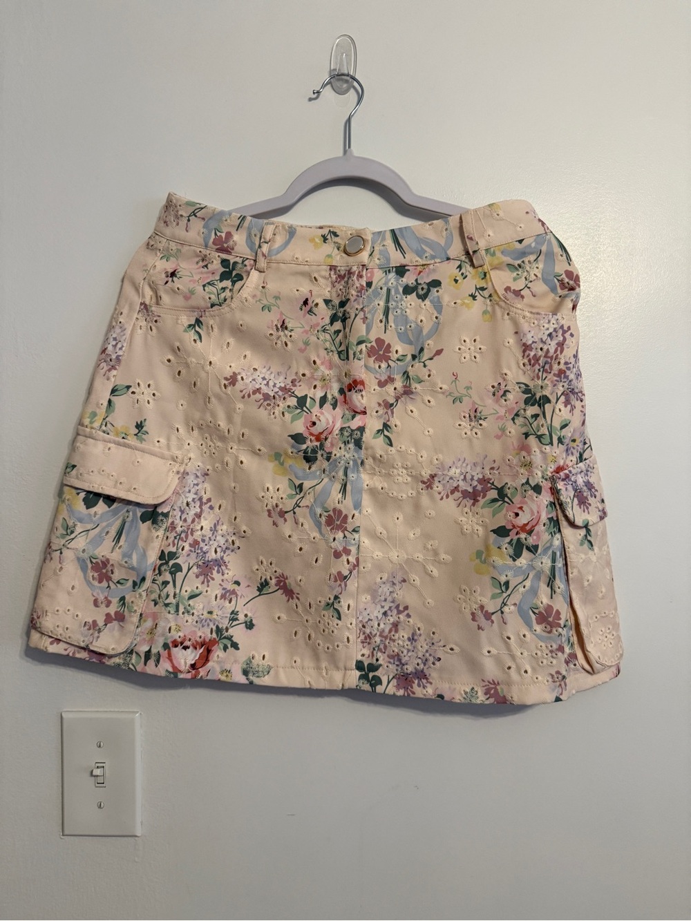 Floral Eyelet Cargo Mini Skirt - Pink